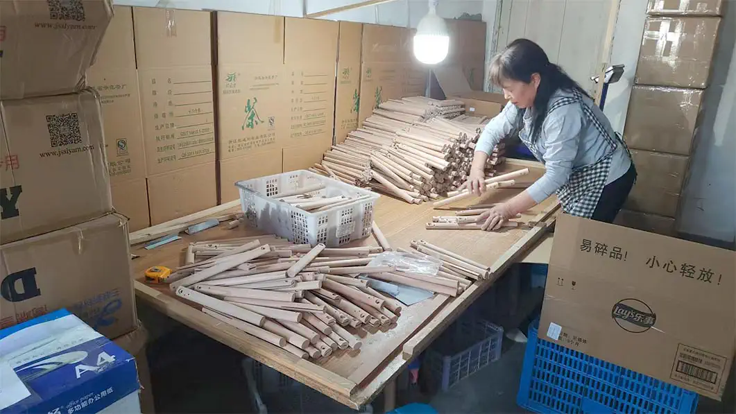Aunt Zeng QC & Purchasing Manager of WOODMEMORY Wood Factory
