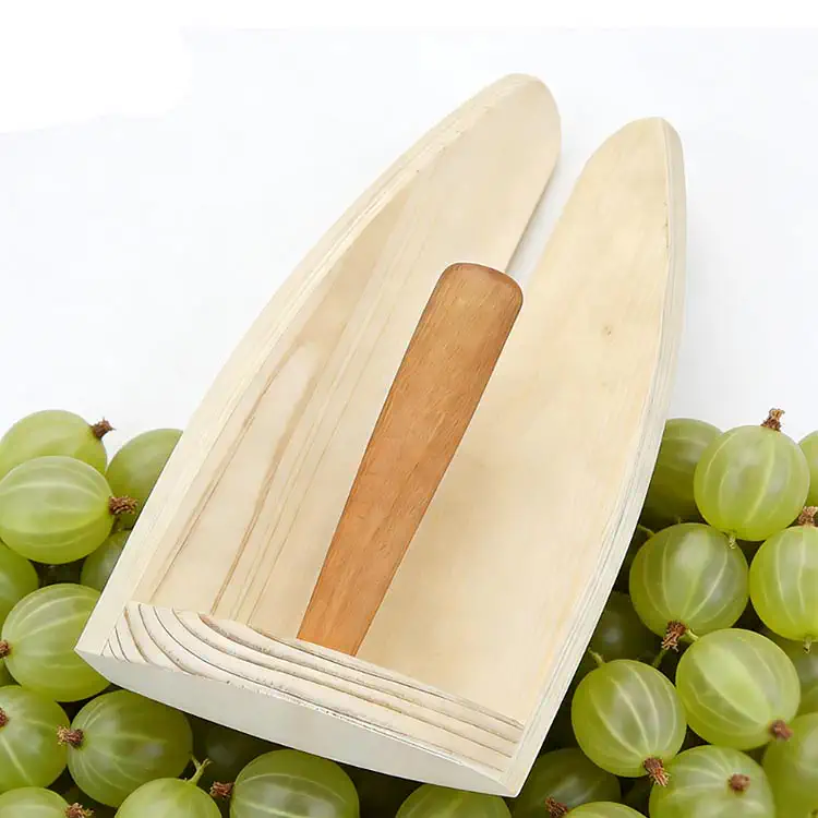 DIY Pine Wooden Gooseberry Picker Fruit Picking Tool